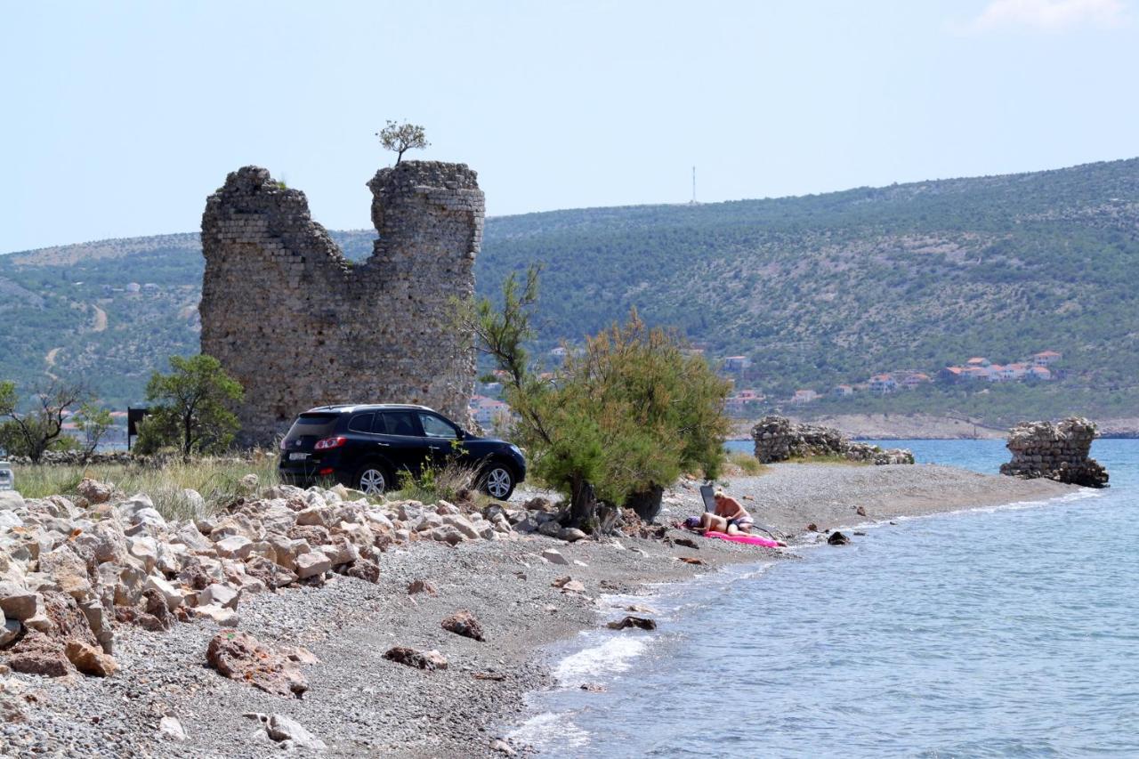 Apartments And Rooms By The Sea Starigrad, Paklenica - 6591 Exterior foto