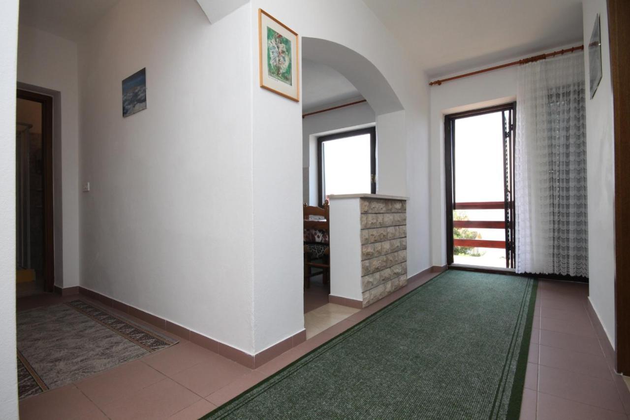 Apartments And Rooms By The Sea Starigrad, Paklenica - 6591 Exterior foto