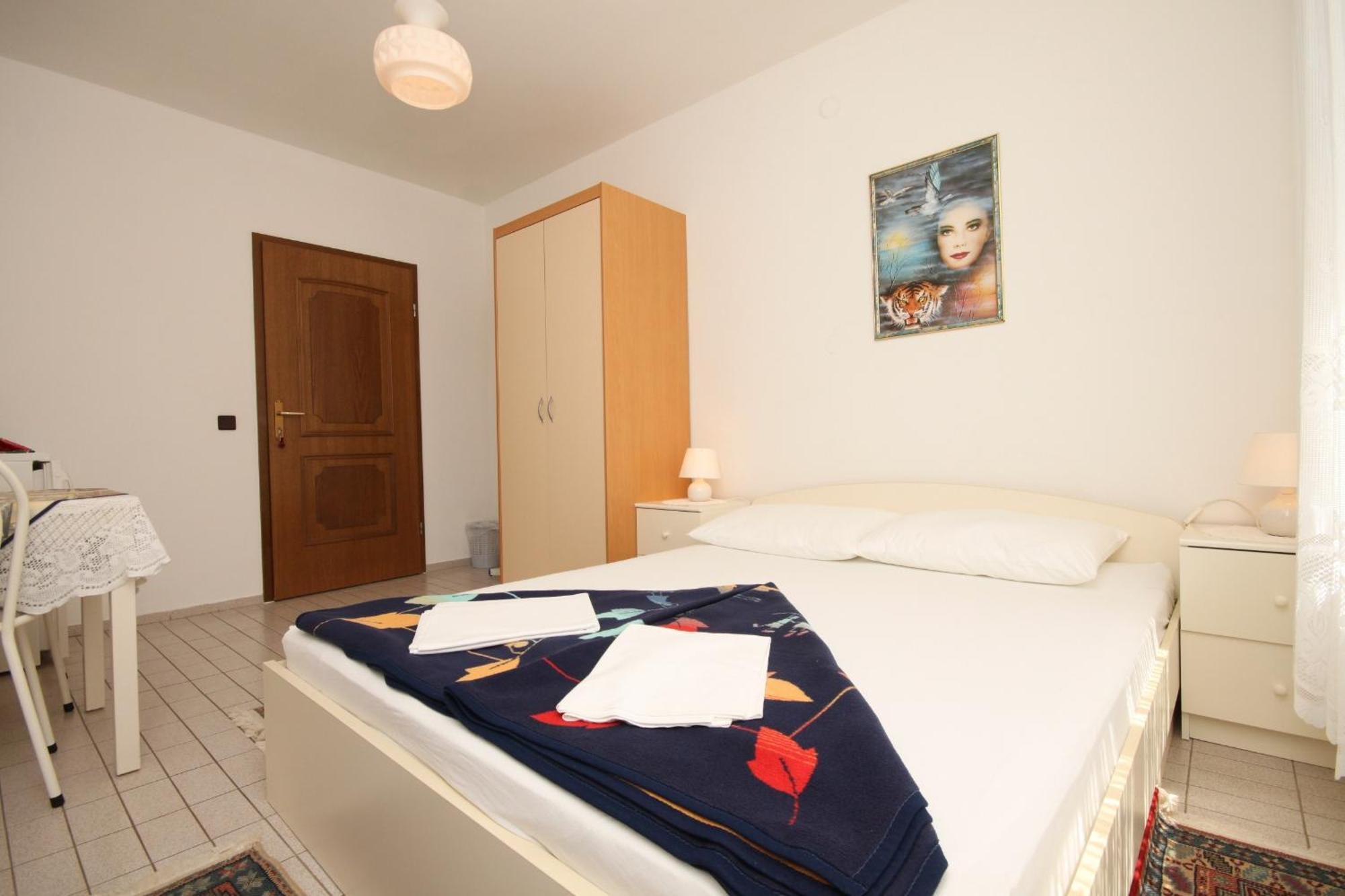 Apartments And Rooms By The Sea Starigrad, Paklenica - 6591 Zimmer foto